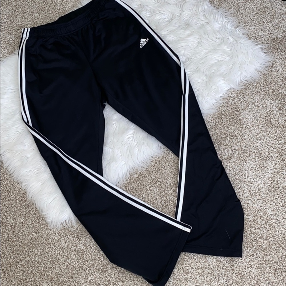 • NWOT Adidas Pants •